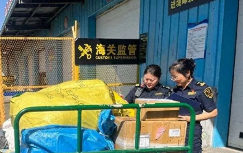 前7个月新疆外贸进出口总值同比增长27.3%