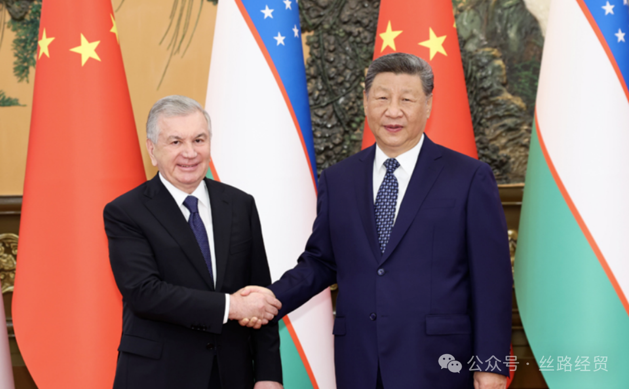 习近平主席会见米尔济约耶夫总统：共铸中乌全天候战